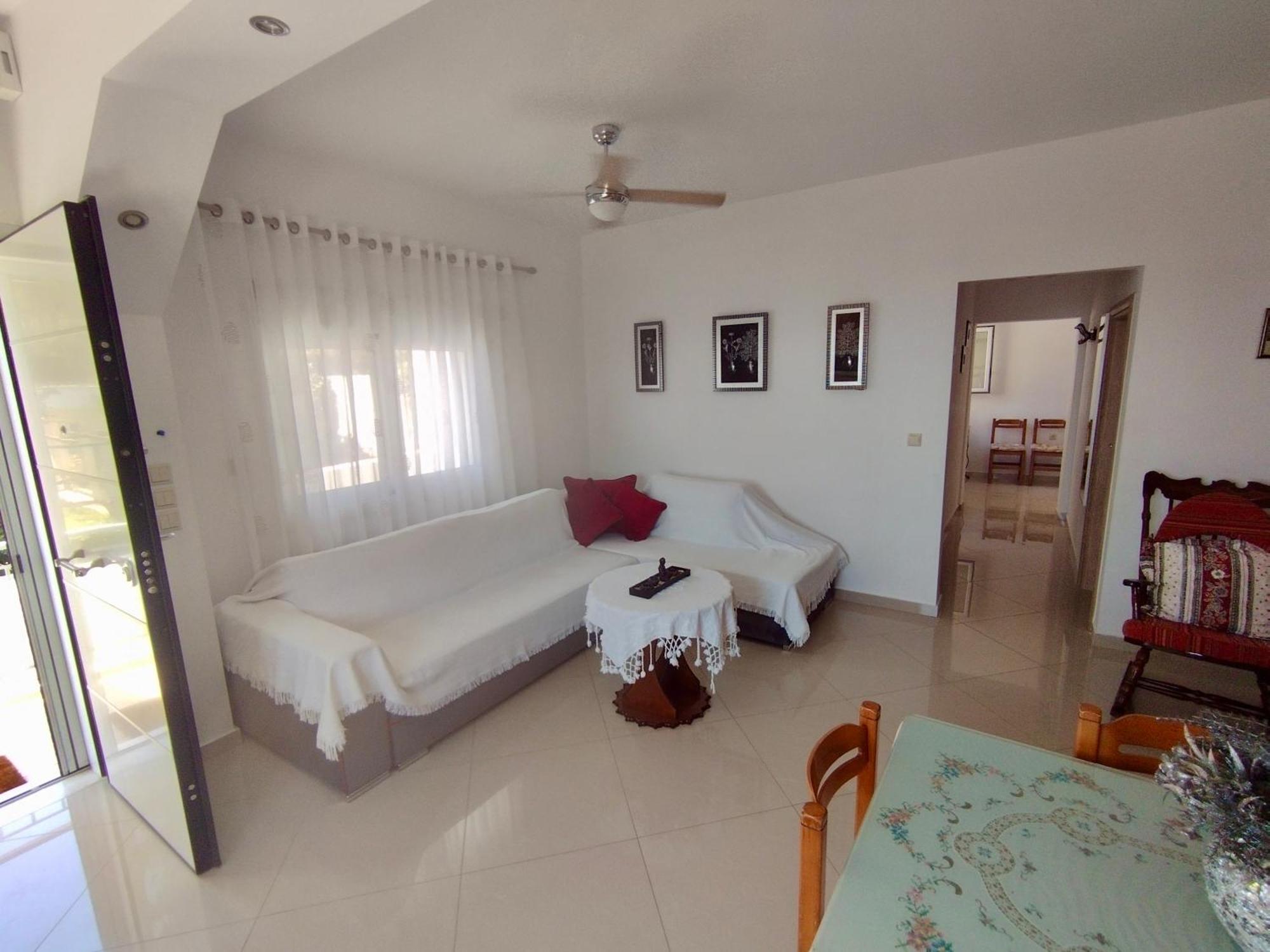 Sofia'S Seaview Villa Near Airport And Beach Artemida  Bagian luar foto