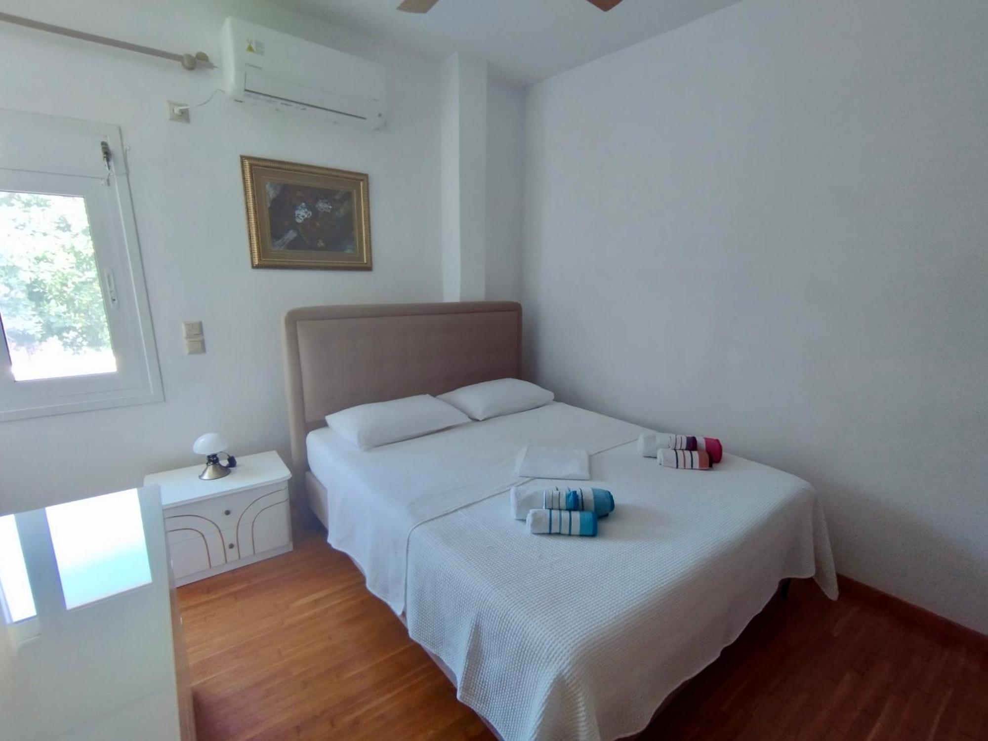 Sofia'S Seaview Villa Near Airport And Beach Artemida  Bagian luar foto