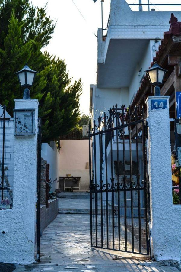 Sofia'S Seaview Villa Near Airport And Beach Artemida  Bagian luar foto